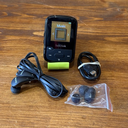 Sandisk mp3 player clip - sandisk,